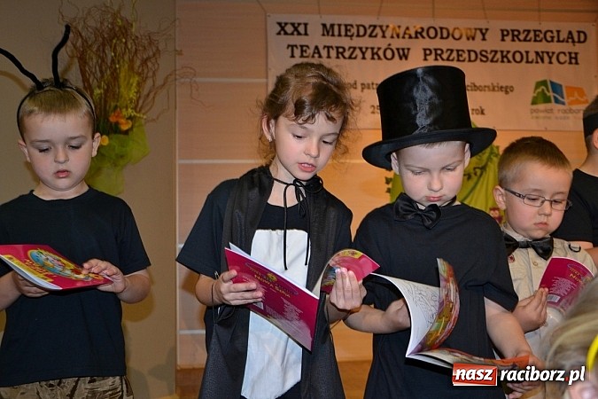 Zdjęcie w galerii na portalu naszraciborz.pl: Teatrzyki przedszkolne na przeglądzie w Tworkowie wiadomości z regionu