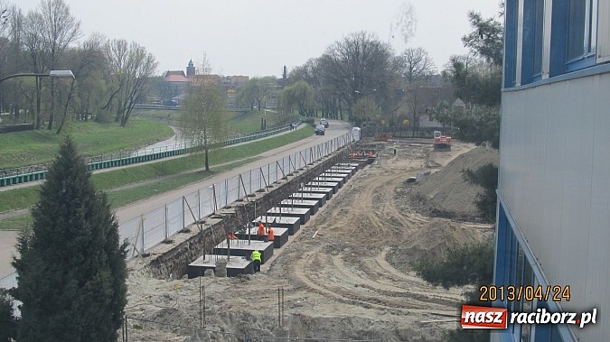 Zdjęcie w galerii na portalu naszraciborz.pl: Budowa nowej hali lekkoatletycznej przy SMS-ie idzie zgodnie z planem wiadomości z regionu