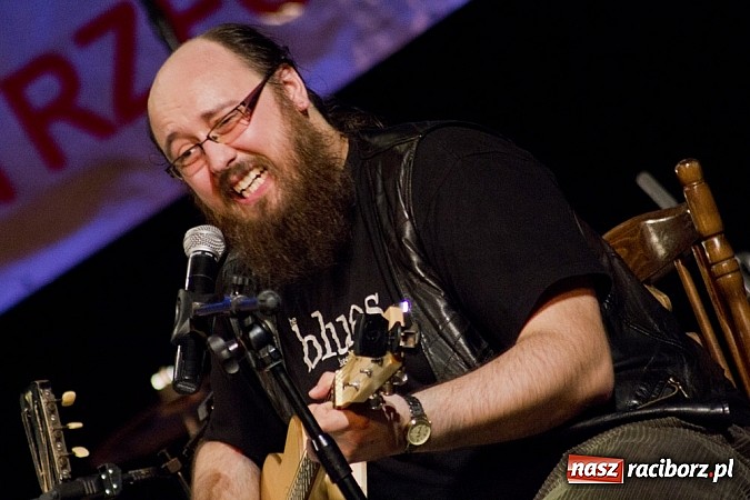 Zdjęcie w galerii na portalu naszraciborz.pl: Publiczność Strzechy straciła głowę dla bluesa! wiadomości z regionu
