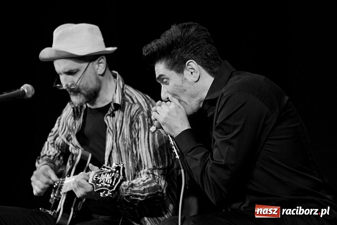 Zdjęcie w galerii na portalu naszraciborz.pl: Publiczność Strzechy straciła głowę dla bluesa! wiadomości z regionu