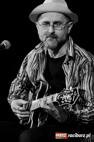 Zdjęcie w galerii na portalu naszraciborz.pl: Publiczność Strzechy straciła głowę dla bluesa! wiadomości z regionu