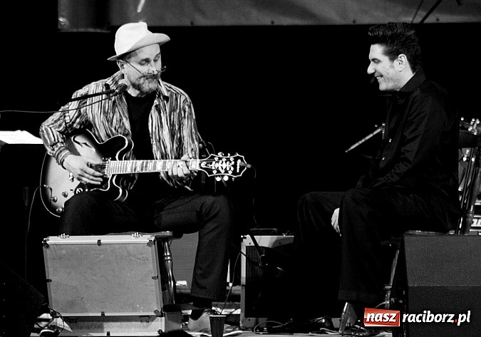 Zdjęcie w galerii na portalu naszraciborz.pl: Publiczność Strzechy straciła głowę dla bluesa! wiadomości z regionu