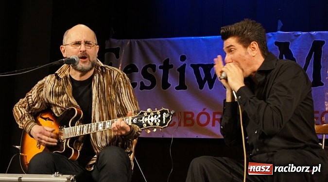 Zdjęcie w galerii na portalu naszraciborz.pl: Publiczność Strzechy straciła głowę dla bluesa! wiadomości z regionu