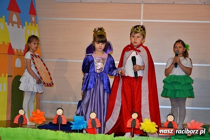 Zdjęcie w galerii na portalu naszraciborz.pl: Przedszkolaki pokazały swoje zdolności aktorskie wiadomości z regionu