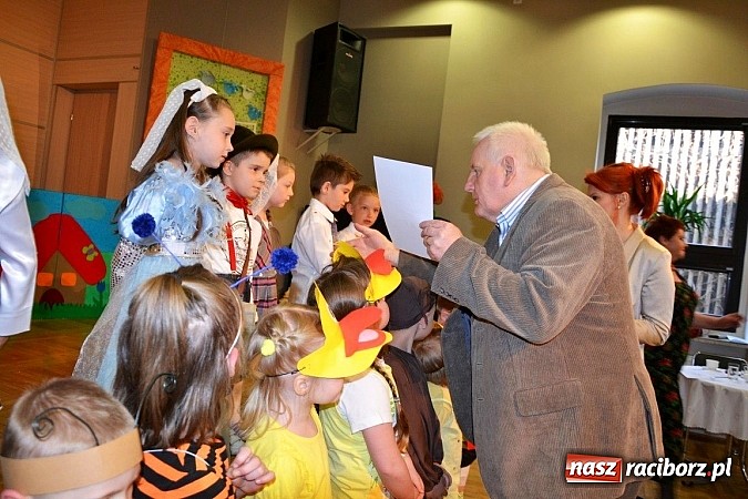 Zdjęcie w galerii na portalu naszraciborz.pl: Przedszkolaki pokazały swoje zdolności aktorskie wiadomości z regionu