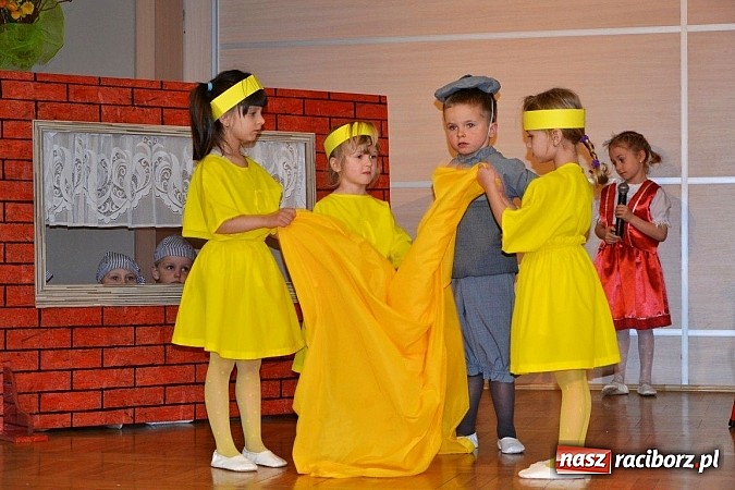 Zdjęcie w galerii na portalu naszraciborz.pl: Przedszkolaki pokazały swoje zdolności aktorskie wiadomości z regionu