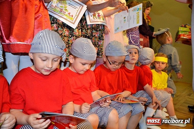 Zdjęcie w galerii na portalu naszraciborz.pl: Przedszkolaki pokazały swoje zdolności aktorskie wiadomości z regionu