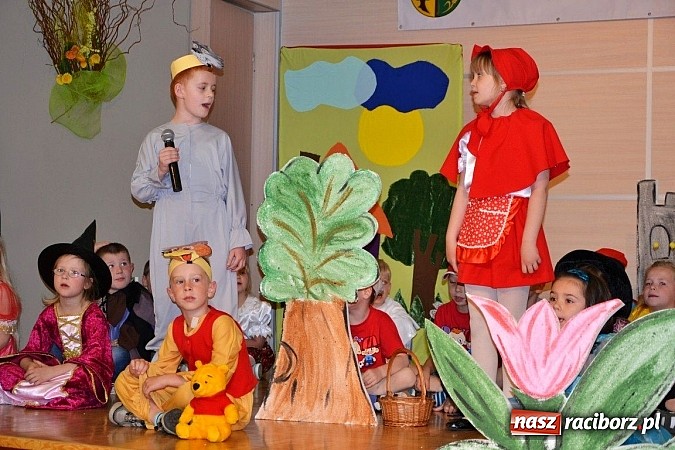 Zdjęcie w galerii na portalu naszraciborz.pl: Przedszkolaki pokazały swoje zdolności aktorskie wiadomości z regionu