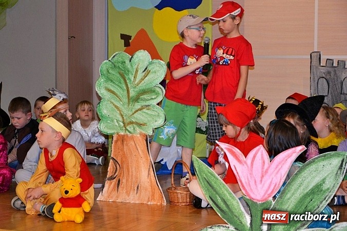 Zdjęcie w galerii na portalu naszraciborz.pl: Przedszkolaki pokazały swoje zdolności aktorskie wiadomości z regionu