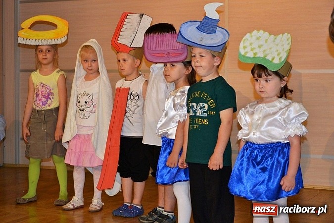 Zdjęcie w galerii na portalu naszraciborz.pl: Przedszkolaki pokazały swoje zdolności aktorskie wiadomości z regionu