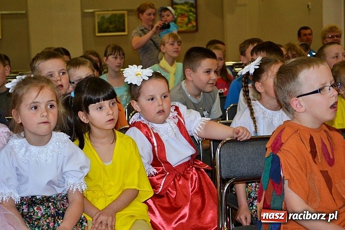 Zdjęcie w galerii na portalu naszraciborz.pl: Przedszkolaki pokazały swoje zdolności aktorskie wiadomości z regionu
