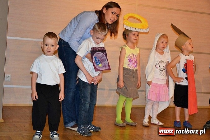 Zdjęcie w galerii na portalu naszraciborz.pl: Przedszkolaki pokazały swoje zdolności aktorskie wiadomości z regionu