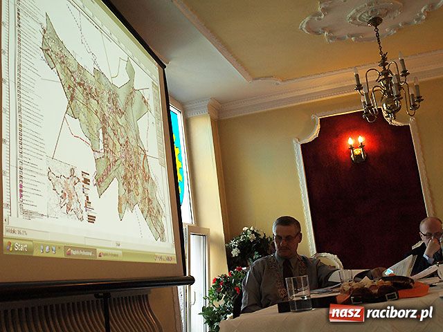 Zdjęcie w galerii na portalu naszraciborz.pl: Nie róbcie z Rud Rudy Śląskiej wiadomości z regionu