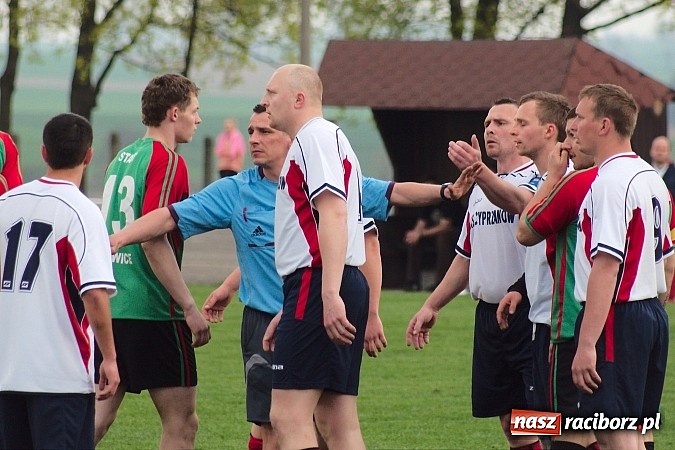 Zdjęcie w galerii na portalu naszraciborz.pl: Gran Derbi w Pietrowicach na remis wiadomości z regionu
