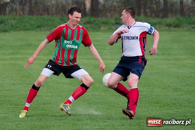 Zdjęcie w galerii na portalu naszraciborz.pl: Gran Derbi w Pietrowicach na remis wiadomości z regionu