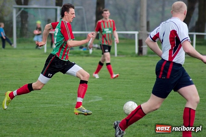 Zdjęcie w galerii na portalu naszraciborz.pl: Gran Derbi w Pietrowicach na remis wiadomości z regionu