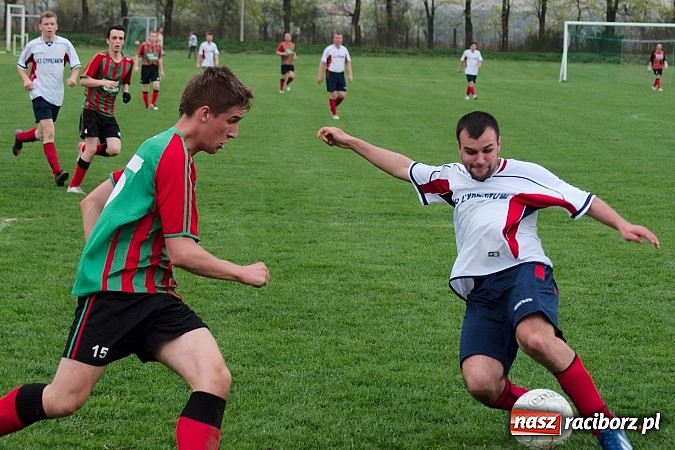 Zdjęcie w galerii na portalu naszraciborz.pl: Gran Derbi w Pietrowicach na remis wiadomości z regionu
