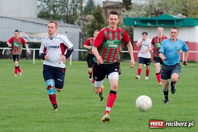 Zdjęcie w galerii na portalu naszraciborz.pl: Gran Derbi w Pietrowicach na remis wiadomości z regionu