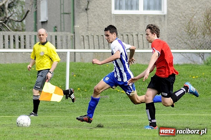 Zdjęcie w galerii na portalu naszraciborz.pl: Trzy punkty juniorów Unii wiadomości z regionu