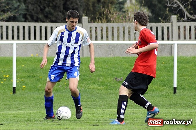 Zdjęcie w galerii na portalu naszraciborz.pl: Trzy punkty juniorów Unii wiadomości z regionu