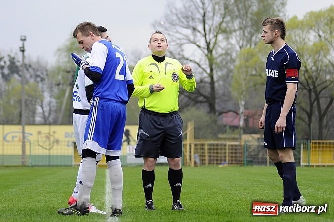 Zdjęcie w galerii na portalu naszraciborz.pl: Zwycięstwo Buku w derbach gminy wiadomości z regionu