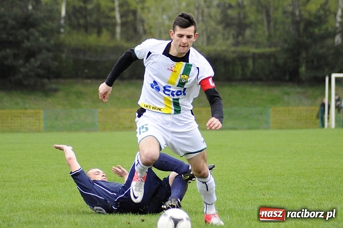 Zdjęcie w galerii na portalu naszraciborz.pl: Zwycięstwo Buku w derbach gminy wiadomości z regionu