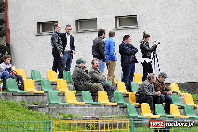 Zdjęcie w galerii na portalu naszraciborz.pl: Zwycięstwo Buku w derbach gminy wiadomości z regionu