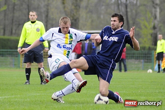 Zdjęcie w galerii na portalu naszraciborz.pl: Zwycięstwo Buku w derbach gminy wiadomości z regionu