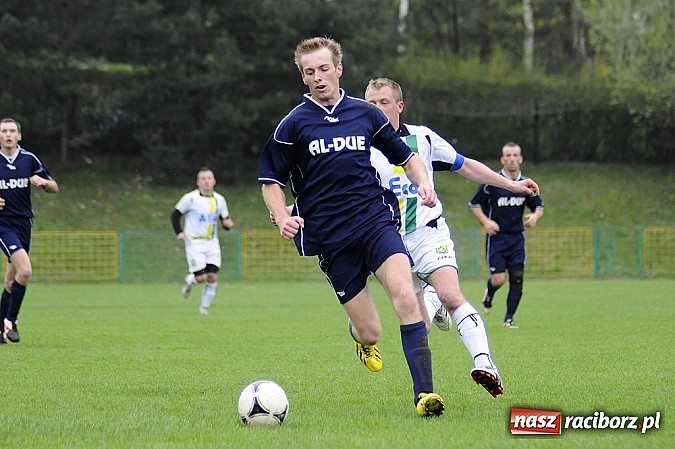 Zdjęcie w galerii na portalu naszraciborz.pl: Zwycięstwo Buku w derbach gminy wiadomości z regionu