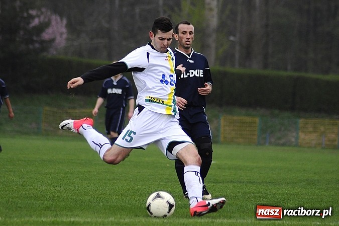 Zdjęcie w galerii na portalu naszraciborz.pl: Zwycięstwo Buku w derbach gminy wiadomości z regionu