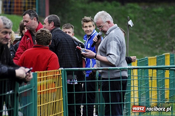 Zdjęcie w galerii na portalu naszraciborz.pl: Zwycięstwo Buku w derbach gminy wiadomości z regionu