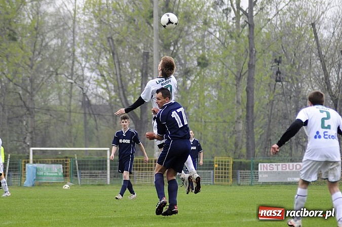 Zdjęcie w galerii na portalu naszraciborz.pl: Zwycięstwo Buku w derbach gminy wiadomości z regionu