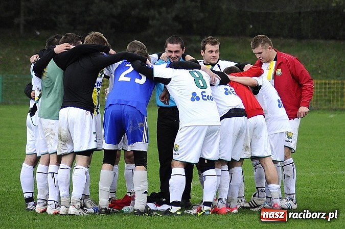Zdjęcie w galerii na portalu naszraciborz.pl: Zwycięstwo Buku w derbach gminy wiadomości z regionu