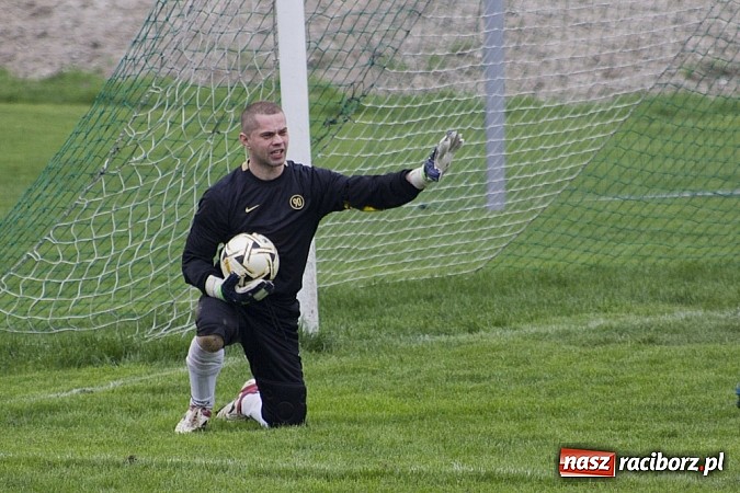 Zdjęcie w galerii na portalu naszraciborz.pl: Hit kolejki dla Studziennej wiadomości z regionu