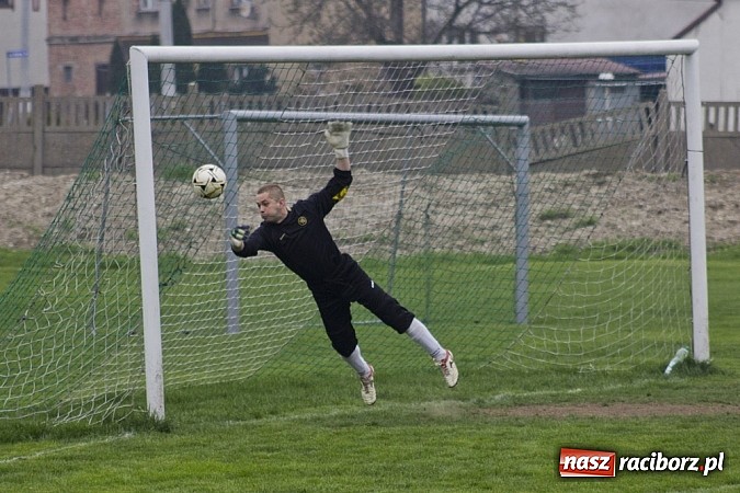 Zdjęcie w galerii na portalu naszraciborz.pl: Hit kolejki dla Studziennej wiadomości z regionu