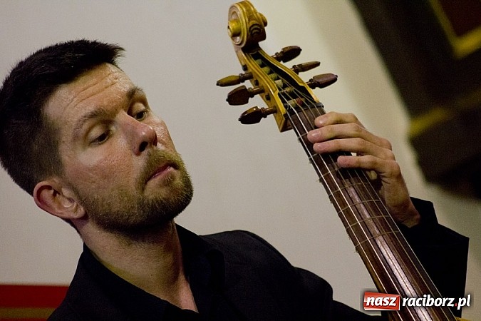 Zdjęcie w galerii na portalu naszraciborz.pl: Muzyczna uczta w kościele farnym wiadomości z regionu