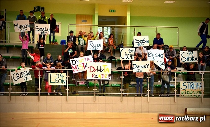 Zdjęcie w galerii na portalu naszraciborz.pl: Dywyta po raz kolejny obroniła tytuł mistrza wiadomości z regionu