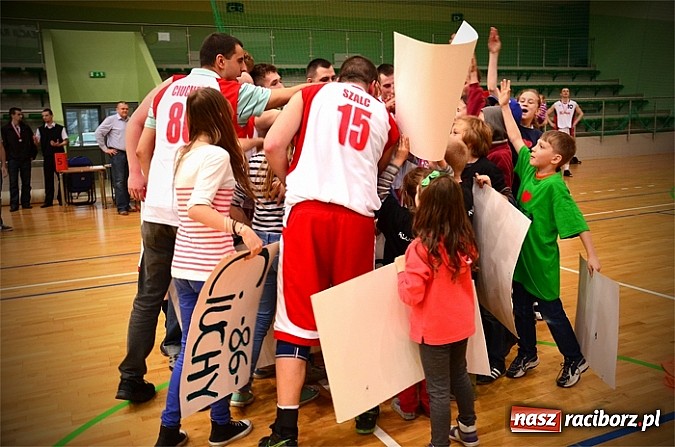 Zdjęcie w galerii na portalu naszraciborz.pl: Dywyta po raz kolejny obroniła tytuł mistrza wiadomości z regionu
