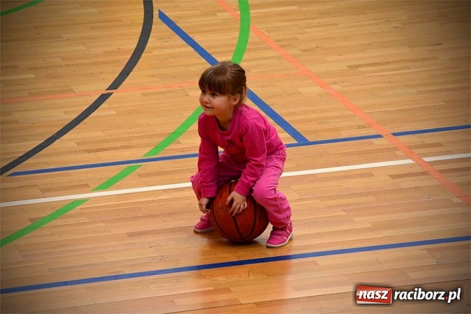 Zdjęcie w galerii na portalu naszraciborz.pl: Dywyta po raz kolejny obroniła tytuł mistrza wiadomości z regionu