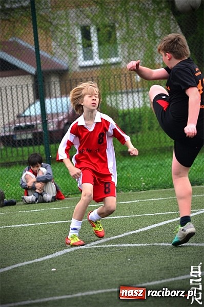 Zdjęcie w galerii na portalu naszraciborz.pl: Zwycięstwo piłkarzy z Czwórki wiadomości z regionu