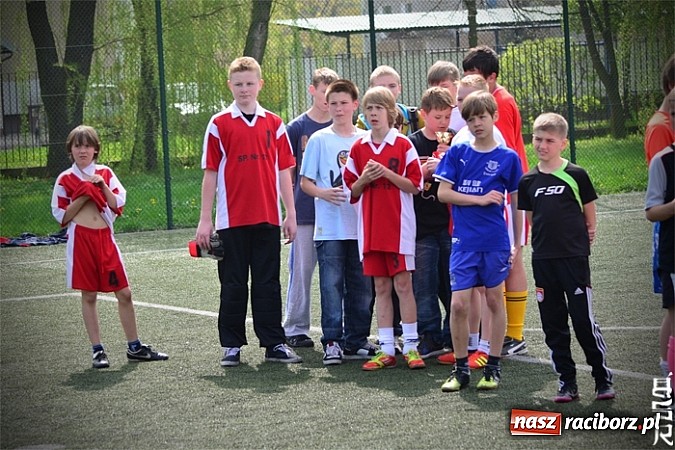Zdjęcie w galerii na portalu naszraciborz.pl: Zwycięstwo piłkarzy z Czwórki wiadomości z regionu