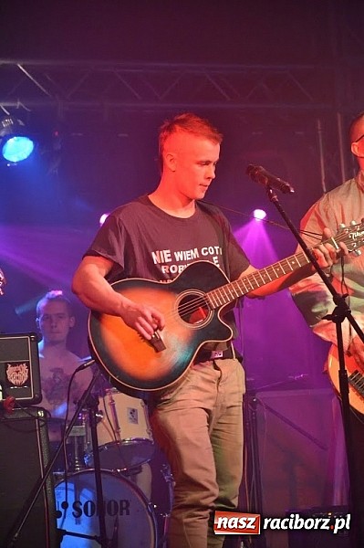 Zdjęcie w galerii na portalu naszraciborz.pl: Koncert Tina Turner Band w Krzanowicach  wiadomości z regionu