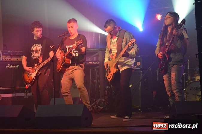 Zdjęcie w galerii na portalu naszraciborz.pl: Koncert Tina Turner Band w Krzanowicach  wiadomości z regionu