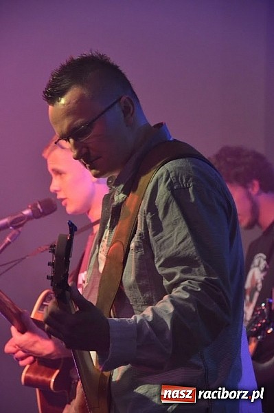 Zdjęcie w galerii na portalu naszraciborz.pl: Koncert Tina Turner Band w Krzanowicach  wiadomości z regionu