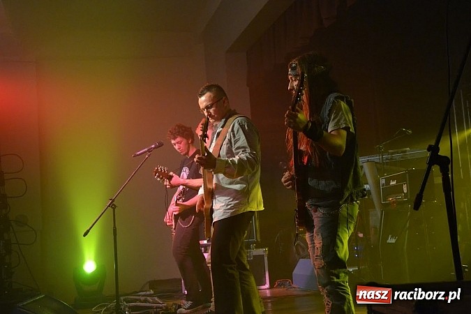 Zdjęcie w galerii na portalu naszraciborz.pl: Koncert Tina Turner Band w Krzanowicach  wiadomości z regionu