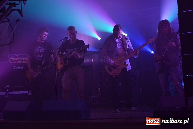 Zdjęcie w galerii na portalu naszraciborz.pl: Koncert Tina Turner Band w Krzanowicach  wiadomości z regionu