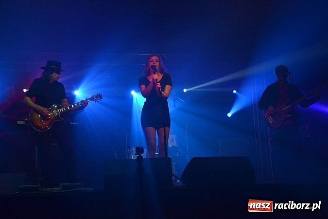 Zdjęcie w galerii na portalu naszraciborz.pl: Koncert Tina Turner Band w Krzanowicach  wiadomości z regionu