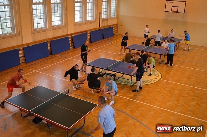 Zdjęcie w galerii na portalu naszraciborz.pl: Pogranicznicy grali w ping-ponga wiadomości z regionu