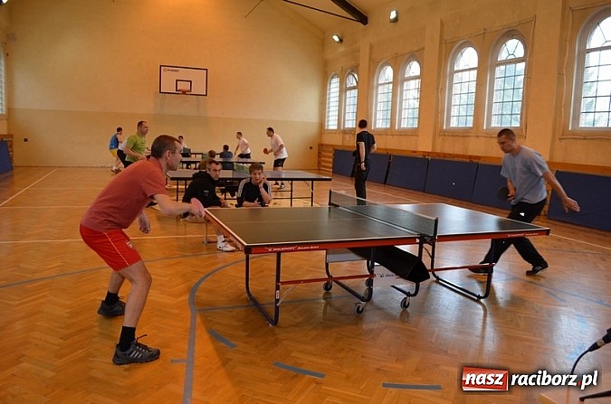 Zdjęcie w galerii na portalu naszraciborz.pl: Pogranicznicy grali w ping-ponga wiadomości z regionu