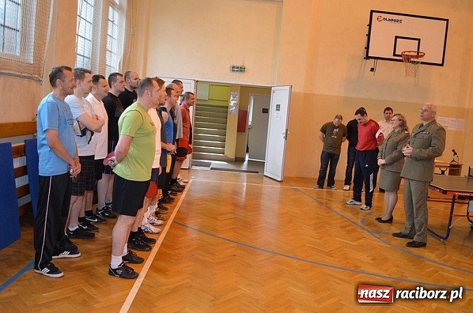 Zdjęcie w galerii na portalu naszraciborz.pl: Pogranicznicy grali w ping-ponga wiadomości z regionu